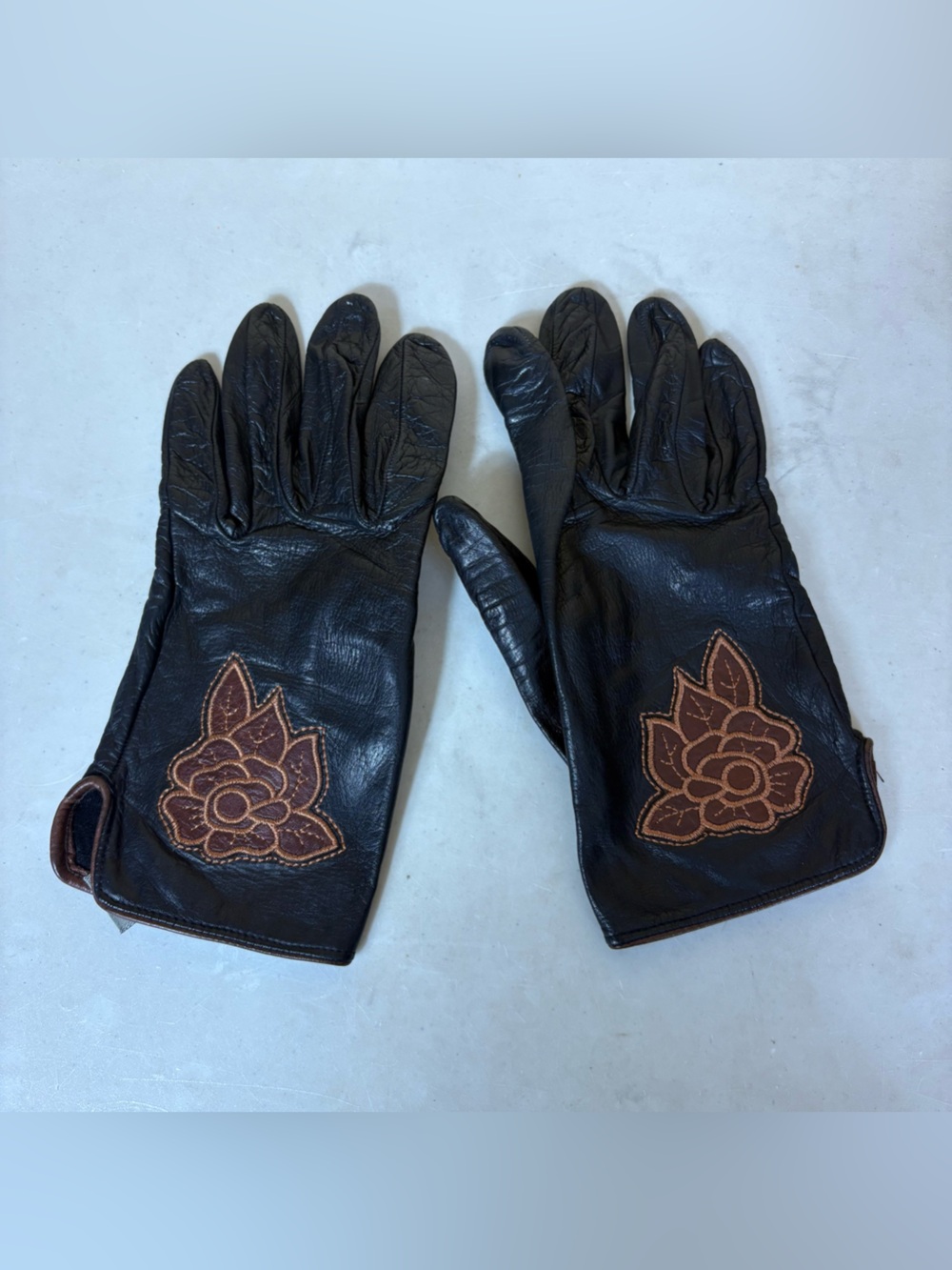 Vintage Floriana Italy Black Leather Silk Lined Gloves Sz 7.5 Floral Embroidery